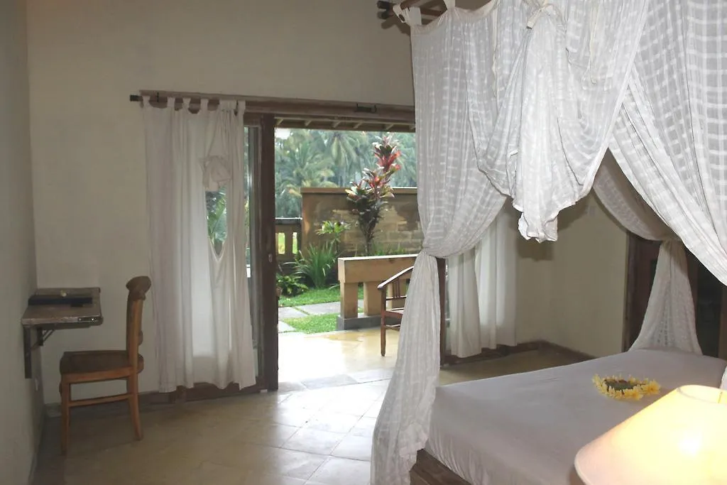 Ujung Ubud Guesthouse 2*,